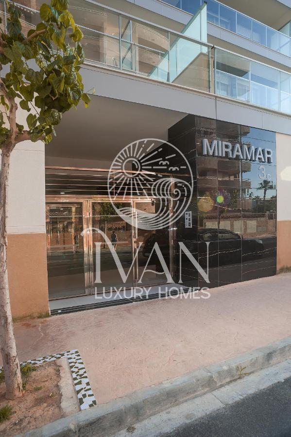 Casa Emiliaivan Luxury Homes 8ªpta Norte 1ª Linea 奥罗佩萨德尔马 外观 照片