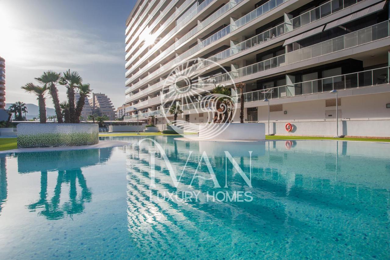 Casa Emiliaivan Luxury Homes 8ªpta Norte 1ª Linea 奥罗佩萨德尔马 外观 照片
