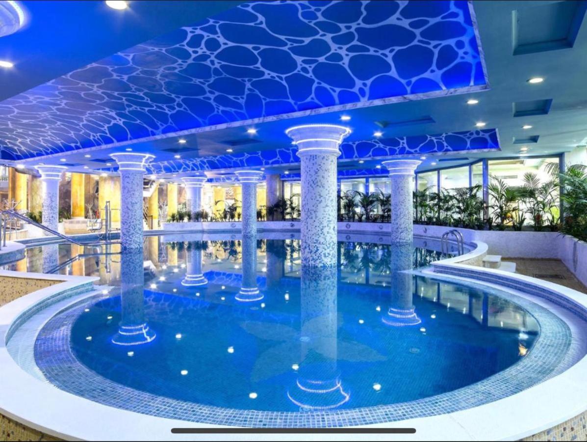 Casa Emiliaivan Luxury Homes 8ªpta Norte 1ª Linea 奥罗佩萨德尔马 外观 照片