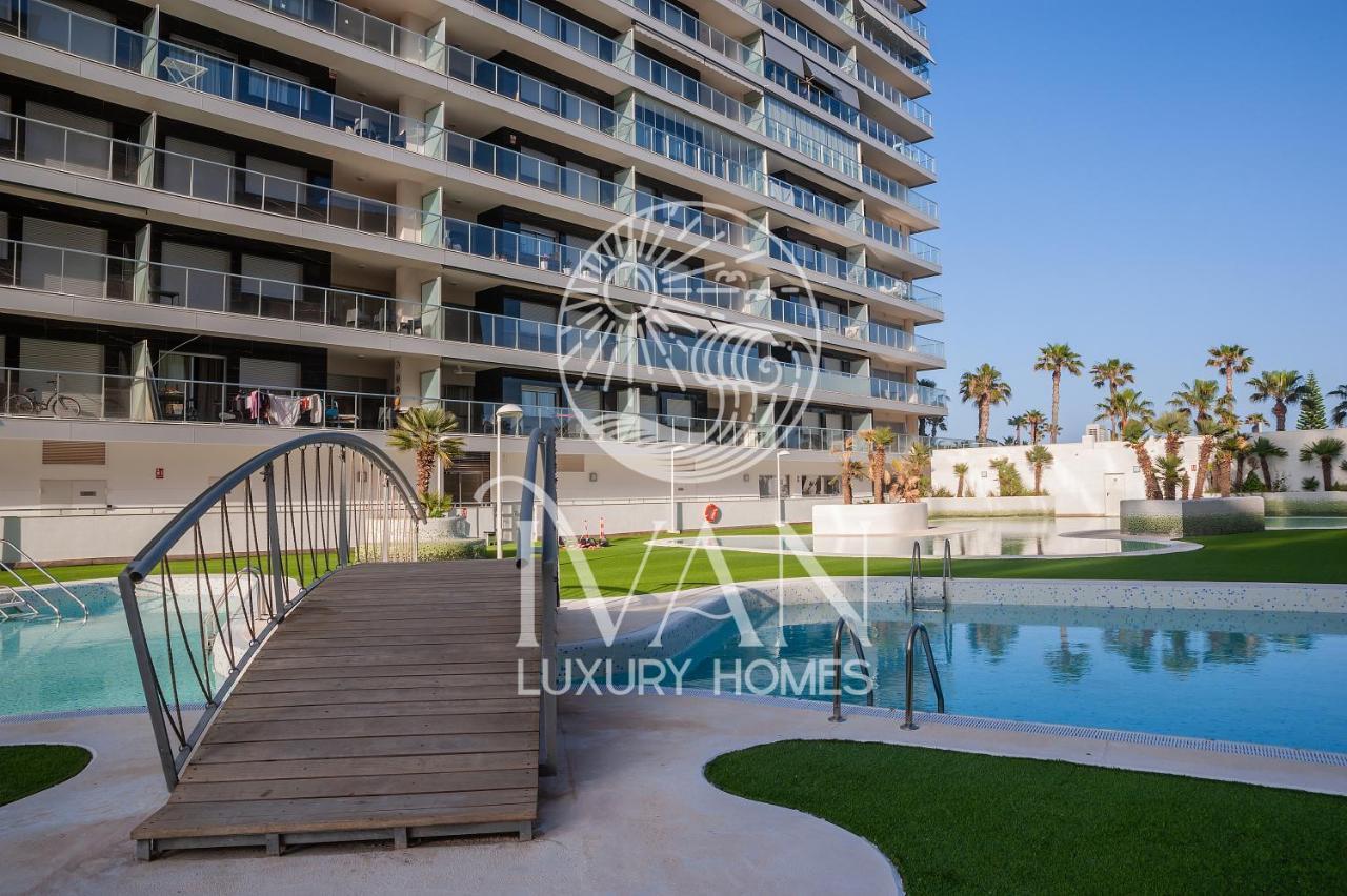 Casa Emiliaivan Luxury Homes 8ªpta Norte 1ª Linea 奥罗佩萨德尔马 外观 照片
