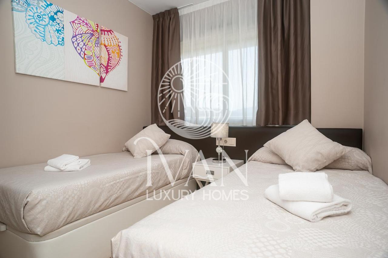 Casa Emiliaivan Luxury Homes 8ªpta Norte 1ª Linea 奥罗佩萨德尔马 外观 照片