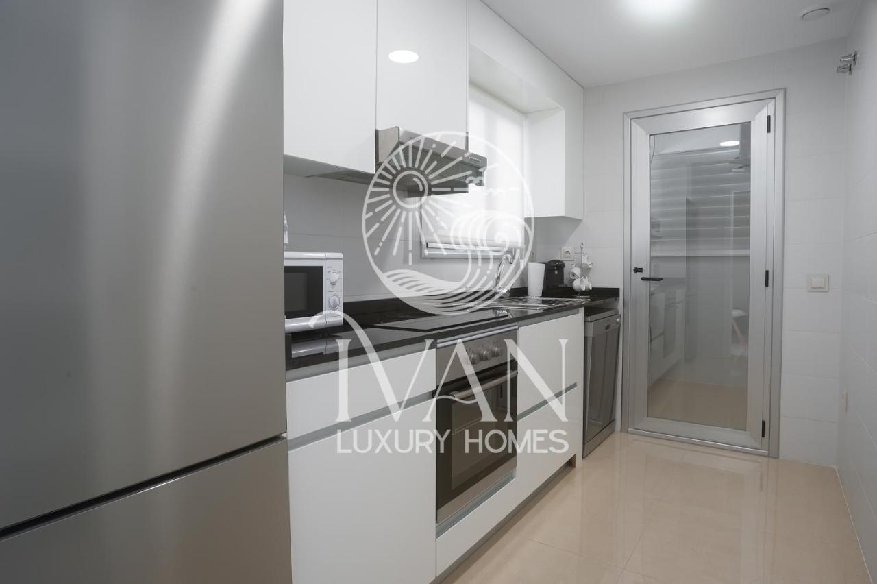Casa Emiliaivan Luxury Homes 8ªpta Norte 1ª Linea 奥罗佩萨德尔马 外观 照片