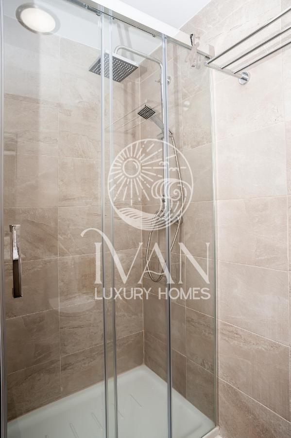 Casa Emiliaivan Luxury Homes 8ªpta Norte 1ª Linea 奥罗佩萨德尔马 外观 照片